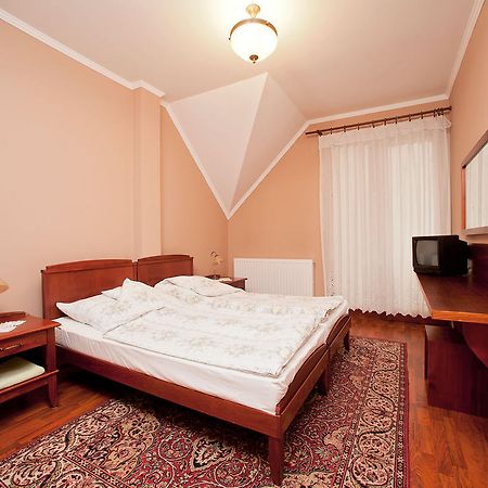 Hotel Hubertus Zebegény Kültér fotó
