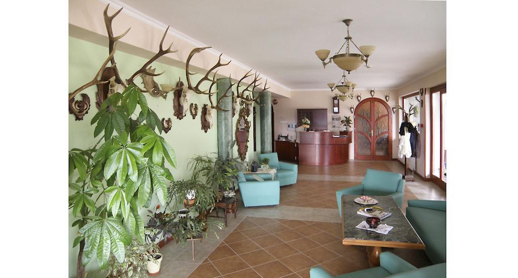 Hotel Hubertus Zebegény Kültér fotó