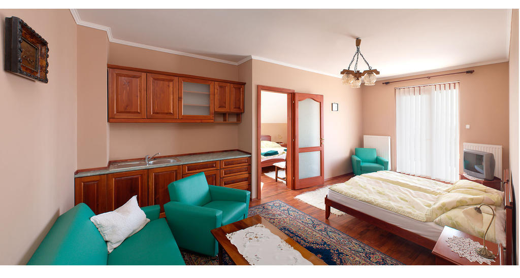 Hotel Hubertus Zebegény Szoba fotó
