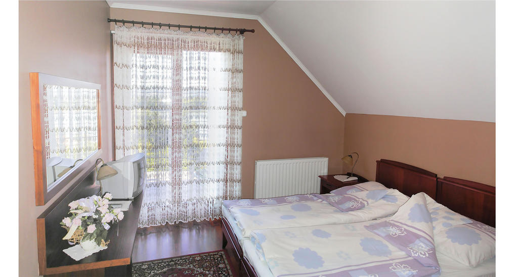 Hotel Hubertus Zebegény Szoba fotó